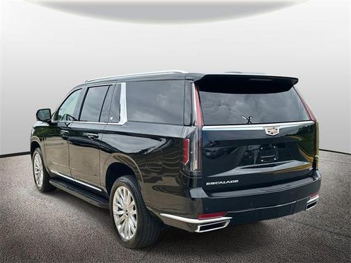 2022 Cadillac Escalade ESV Luxury