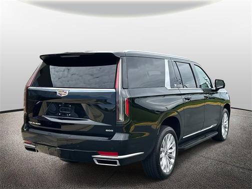 2022 Cadillac Escalade ESV Luxury