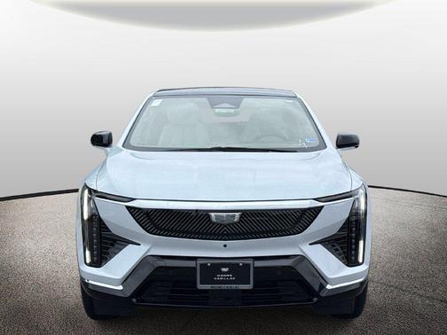 Vibrant White Tricoat 2027 Cadillac OPTIQ Premium Luxury