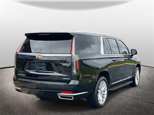 2022 Cadillac Escalade ESV Luxury