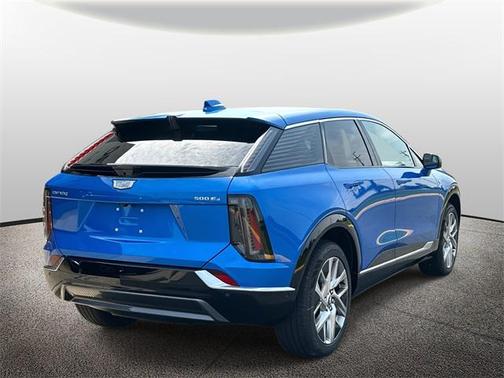 2025 Cadillac OPTIQ Luxury 1 AWD
