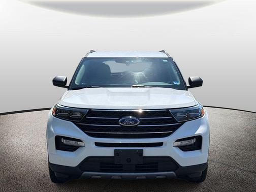 Star White Metallic Tri-Coat 2020 Ford Explorer XLT