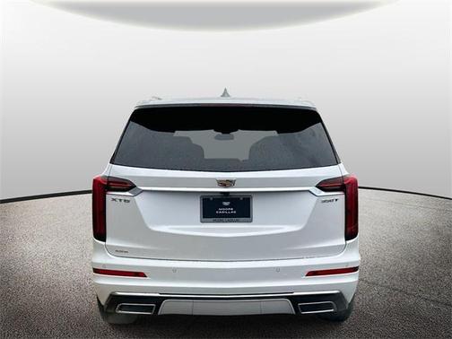 2025 Cadillac XT6 Luxury AWD