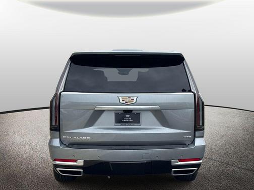 Argent Silver Metallic 2026 Cadillac Escalade ESV Luxury