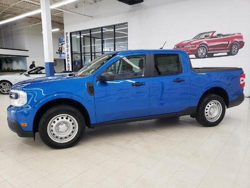 2022 Ford Maverick XL