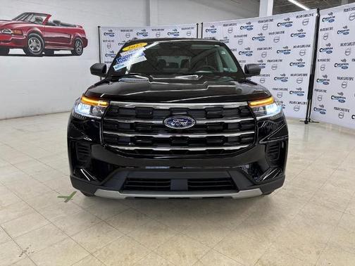 AGATE BLACK METALLIC 2025 Ford Explorer ACTIVE