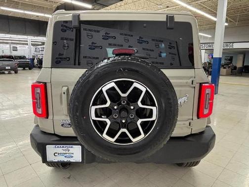 2025 Ford Bronco OUTER BANKS