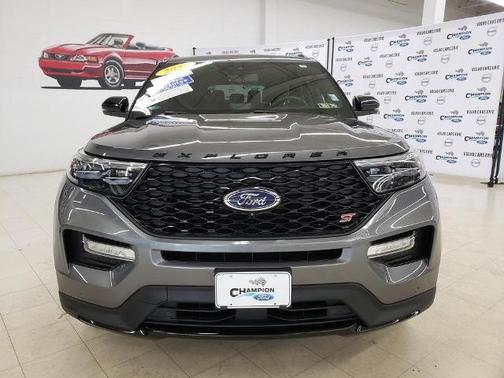 2021 Ford Explorer ST