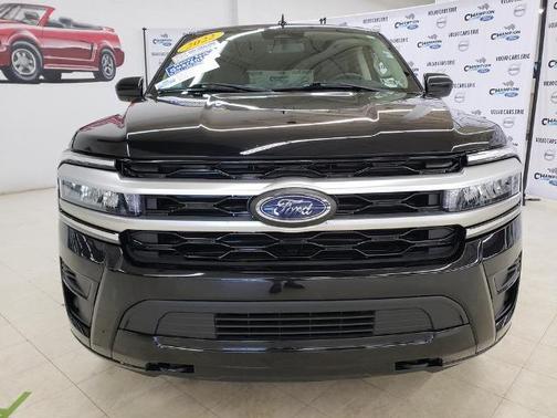 2022 Ford Expedition XLT