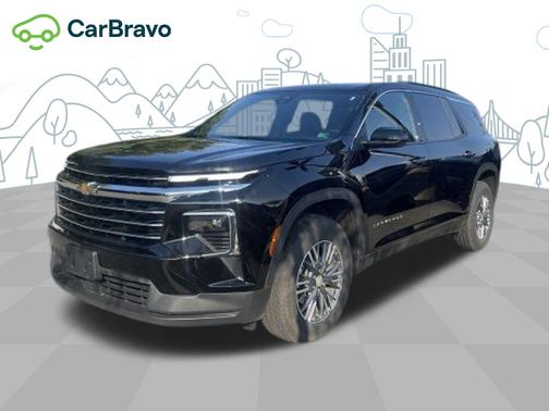 Mosaic Black Metallic 2026 Chevrolet Traverse LT