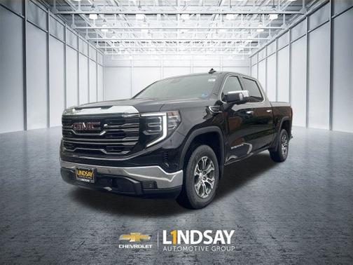Onyx Black 2025 GMC Sierra 1500 SLT