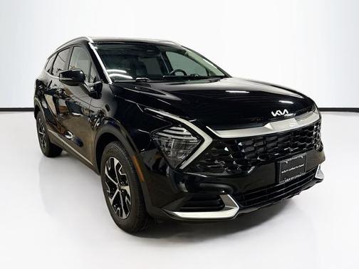 Ebony Black 2024 Kia Sportage EX