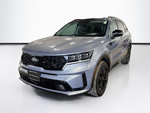 Everlasting Silver 2021 Kia Sorento SX