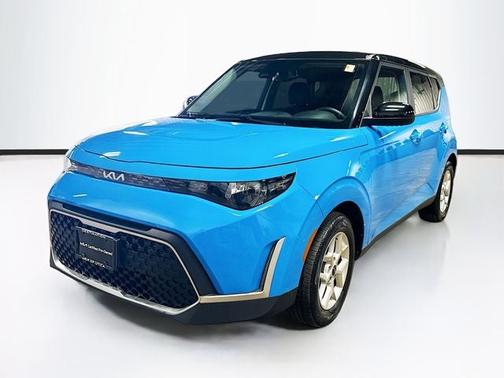 Surf Blue W/Black Roof 2023 Kia Soul S