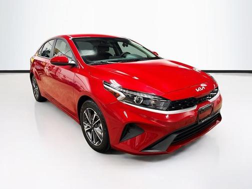 Currant Red 2023 Kia Forte LXS