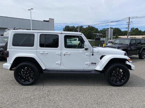 2022 Jeep Wrangler Unlimited High Altitude 4x4