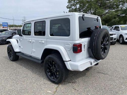 2022 Jeep Wrangler Unlimited High Altitude 4x4