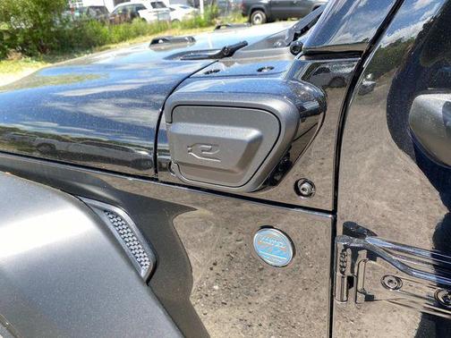 2025 Jeep Wrangler 4xe Sport S
