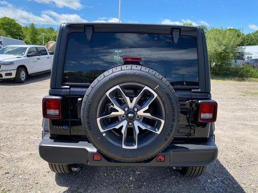 2025 Jeep Wrangler 4xe Sport S