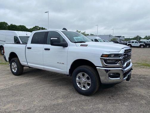 2025 RAM 2500 Big Horn Crew Cab 4x4 6'4' Box