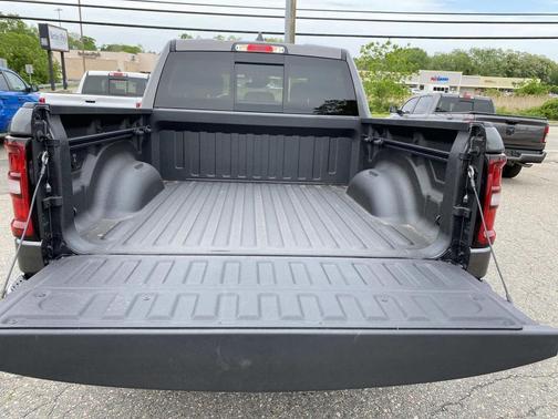 Granite Crystal Metallic Clearcoat 2026 RAM 1500 Big Horn/Lone Star