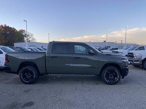 2026 RAM 1500 Warlock Crew Cab 4x4 5'7' Box