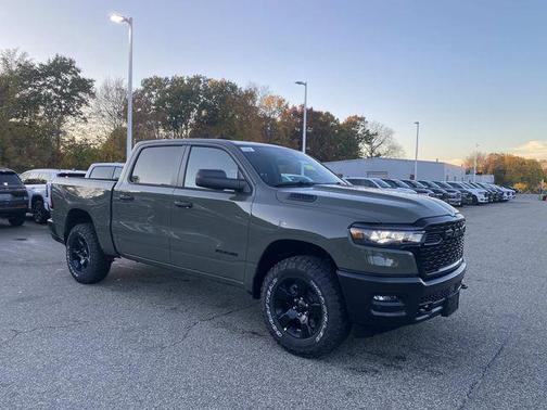 2026 RAM 1500 Warlock Crew Cab 4x4 5'7' Box
