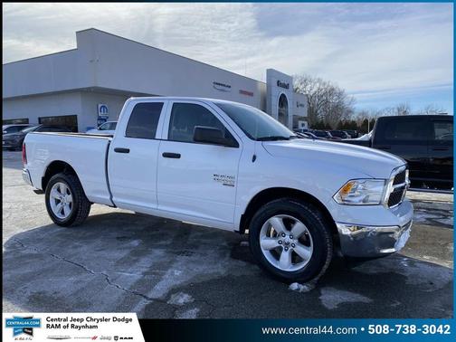 2024 RAM 1500 Classic SLT