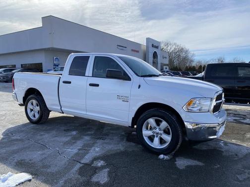 2024 RAM 1500 Classic SLT