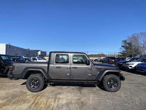 2026 Jeep Gladiator Sport