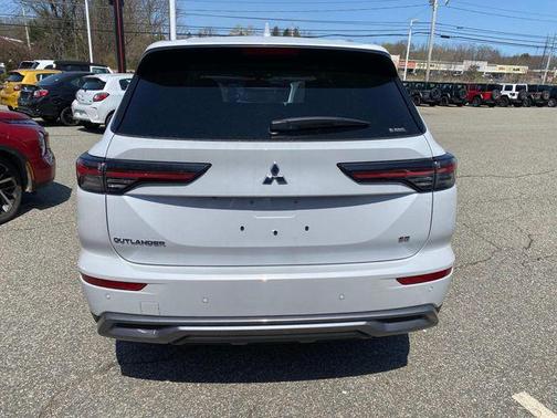 2025 Mitsubishi Outlander SE 2.5 S-AWC
