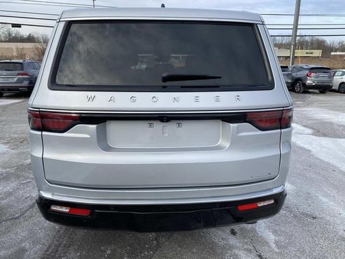 2024 Jeep Wagoneer Series III 4x4