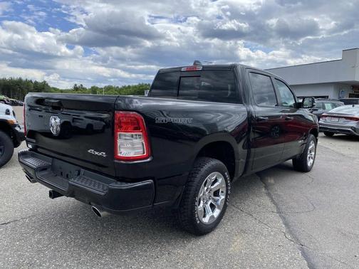 Diamond Black Crystal Pearlcoat 2022 RAM 1500 Big Horn/Lone Star