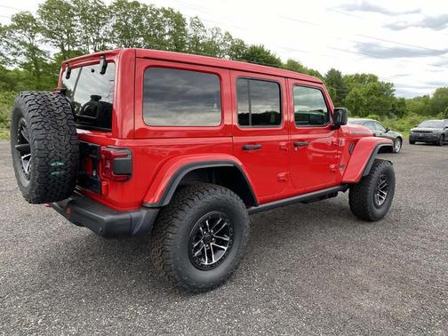 Firecracker Red Clearcoat 2026 Jeep Wrangler Rubicon