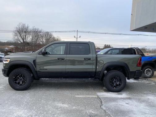 2026 RAM 1500 RHO Crew Cab 4x4 5'7' Box