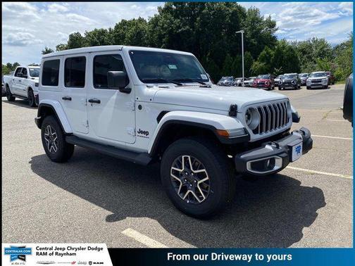 2025 Jeep Wrangler 4-Door Sahara 4x4