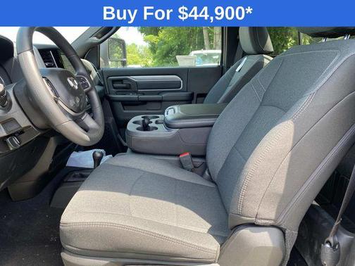 2024 RAM 2500 Tradesman Regular Cab 4x4 8' Box