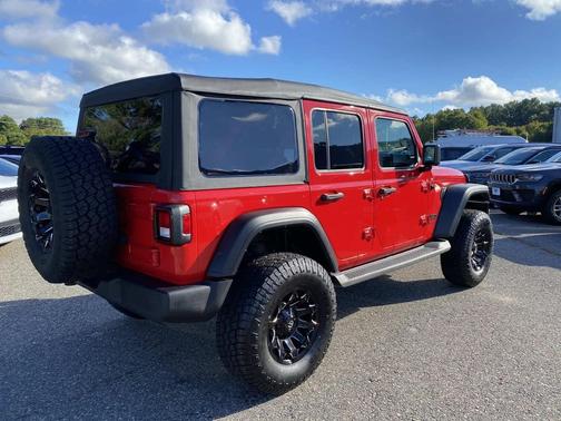 2022 Jeep Wrangler Unlimited Sport
