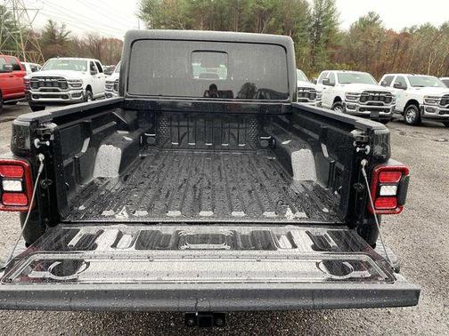 2026 Jeep Gladiator Mojave X 4x4