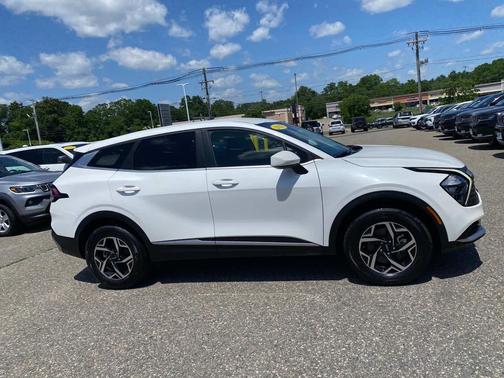 2023 Kia Sportage LX