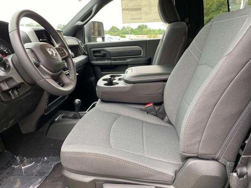 2024 RAM 2500 Tradesman Regular Cab 4x4 8' Box