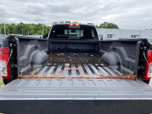 2024 RAM 2500 Tradesman Regular Cab 4x4 8' Box