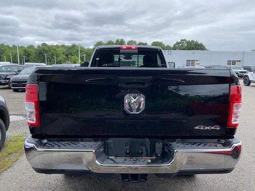 2024 RAM 2500 Tradesman Regular Cab 4x4 8' Box