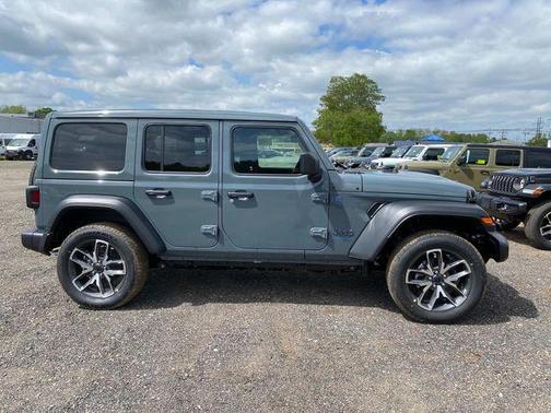 2025 Jeep Wrangler 4xe Sport S