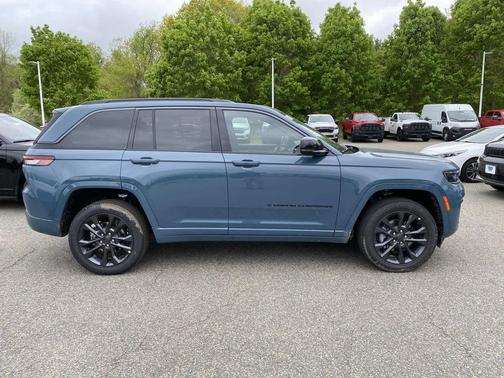 Steel Blue 2026 Jeep Grand Cherokee Limited
