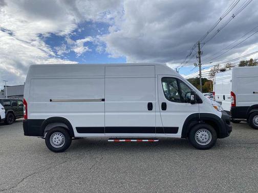 2025 RAM ProMaster 2500 Tradesman