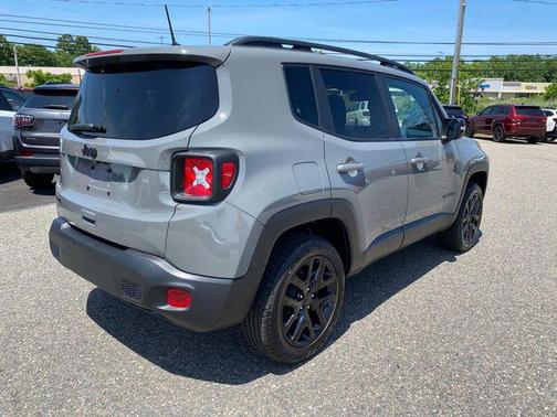 2022 Jeep Renegade Altitude