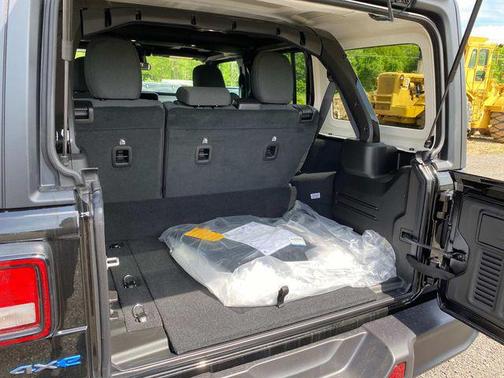 2025 Jeep Wrangler 4xe Sport S