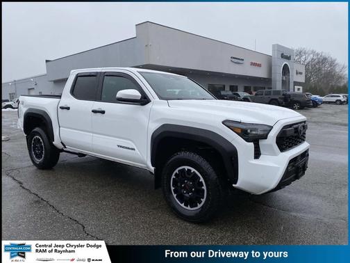 2024 Toyota Tacoma TRD Off Road