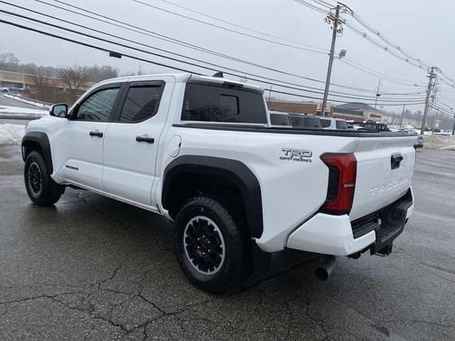 2024 Toyota Tacoma TRD Off Road
